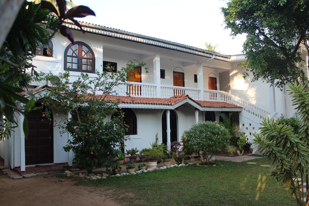 Hideaway Hikkaduwa Hotel Exterior foto