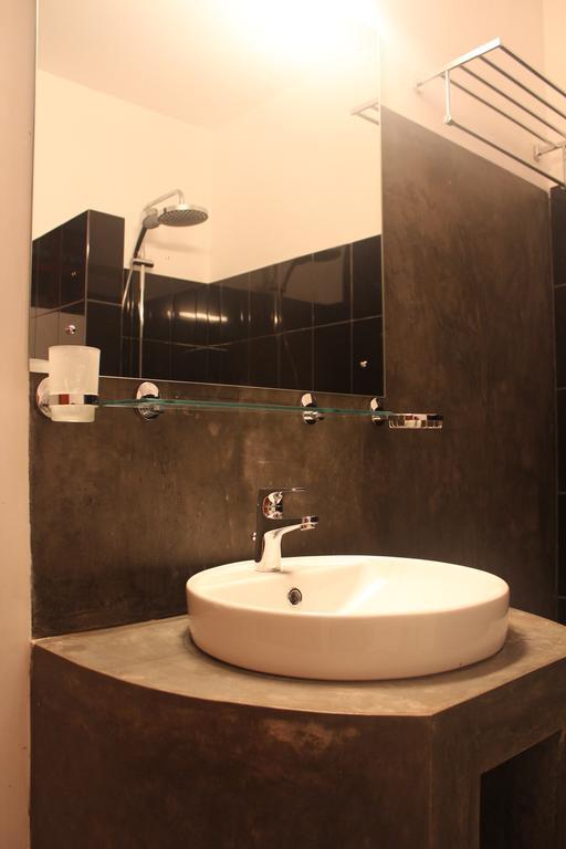 Hideaway Hikkaduwa Hotel Quarto foto